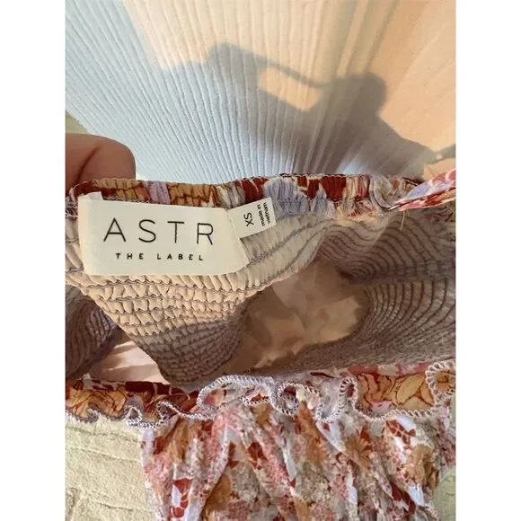 ASTR The Label Women's XS Floral Smocked Tiered Midi Dress Multicolor‎ - Picture 6 of 11